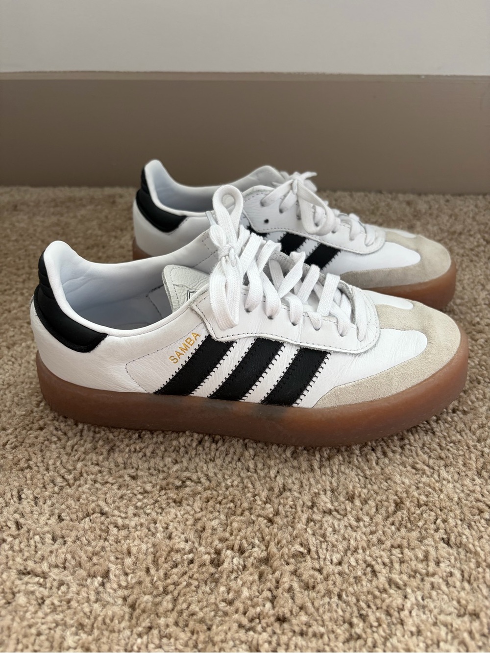 Adidas Sambae Sneakers - Cloud White / Core Black / Gold Metallic - Picture 1 of 5